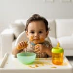 Babyvoeding 0-6 maanden: prijs, keuzes en waar je op moet letten