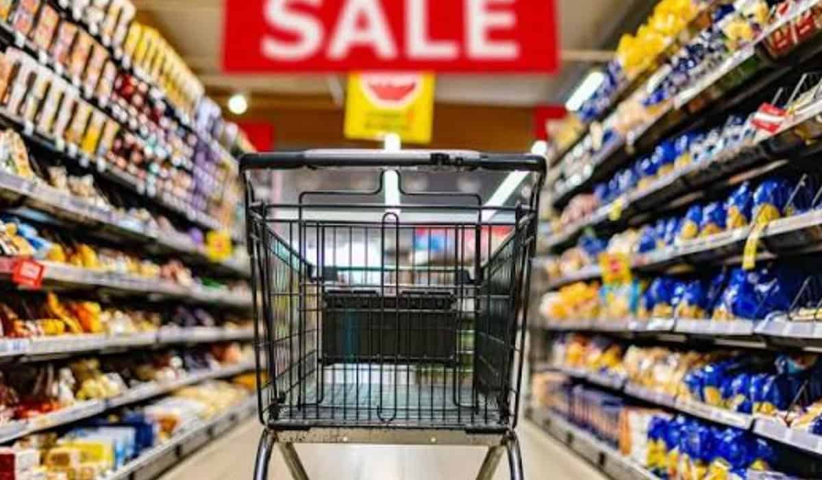 Supermarkt aanbiedingen Nederland: slim besparen op dagelijkse boodschappen